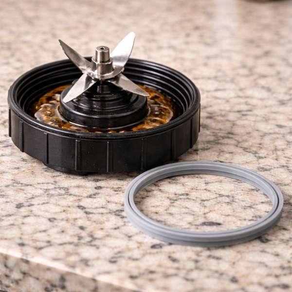 how to fix leaking ninja blender