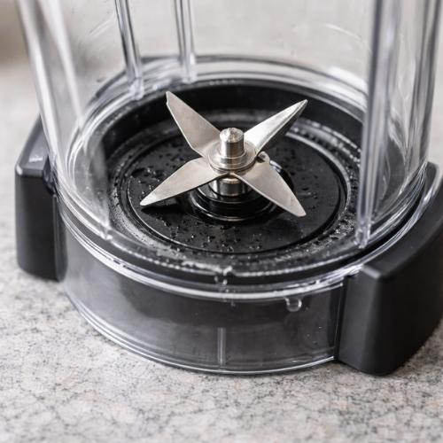 how to remove vitamix blender blade