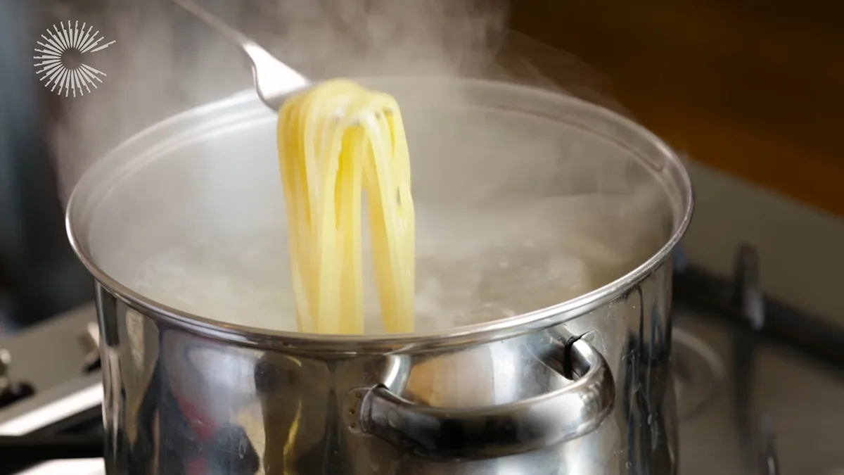 boiling water temperature for pasta
