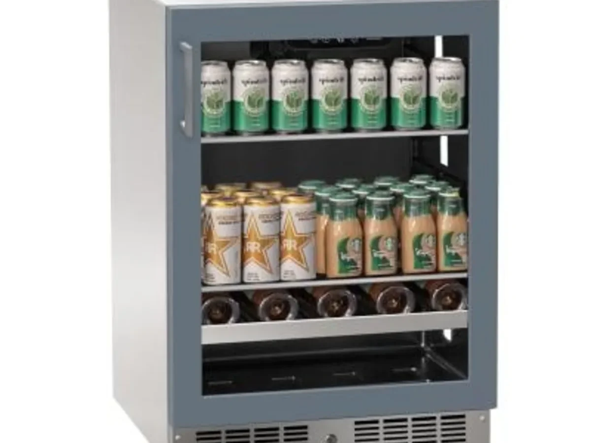 can you put kids leaving door slightly ajar without closing lock in a glass door beverage center with lock safely