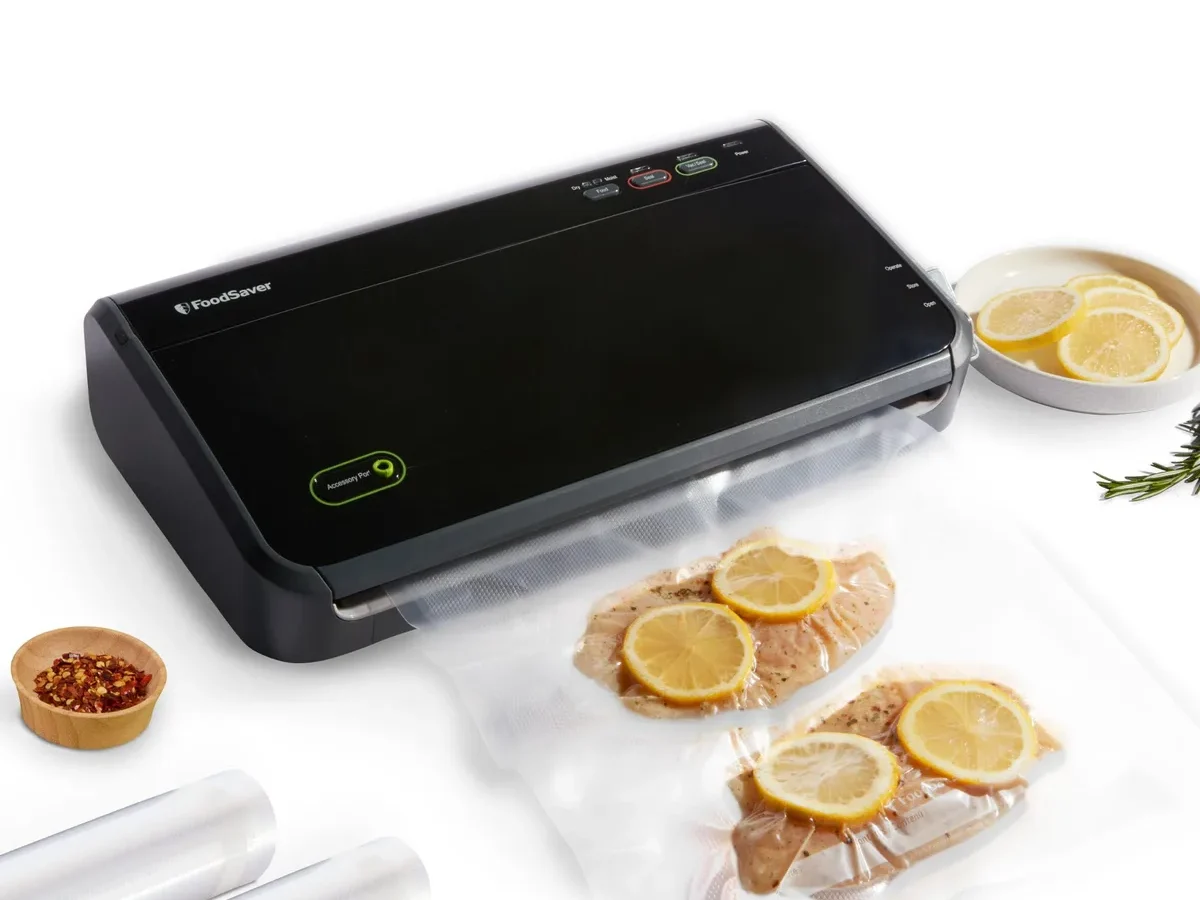 can you put sealing raw liquid soup without freezing or moisture trap in a automatic vacuum sealer machine safely