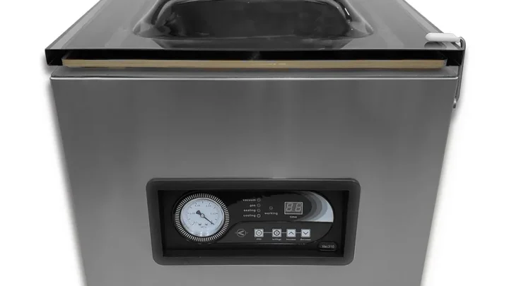 Can You Safely Use Ribbed Bags in a Liquid Chamber Sealer?