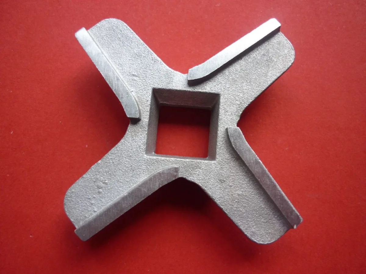 grinder blade orientation