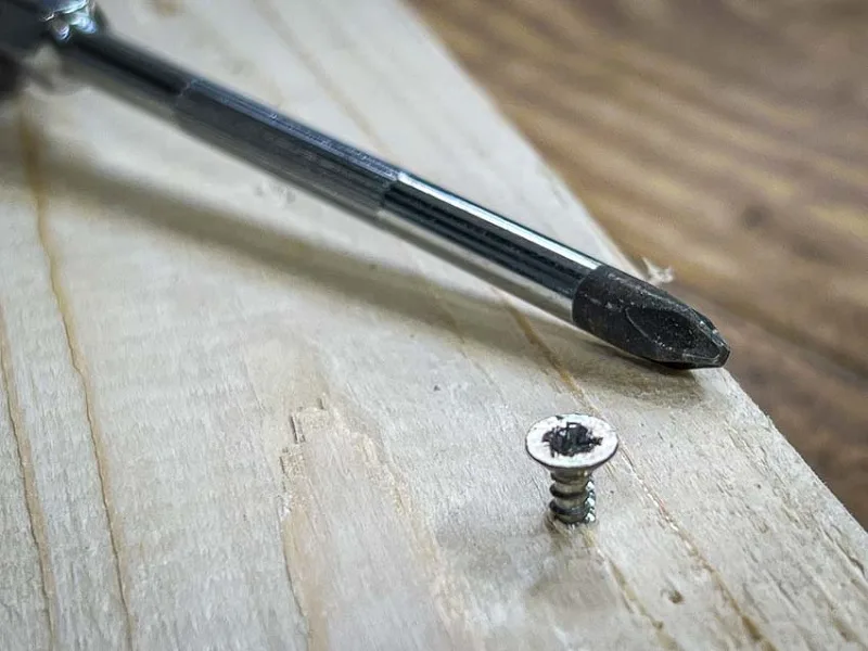 Helper handle mounting hardware