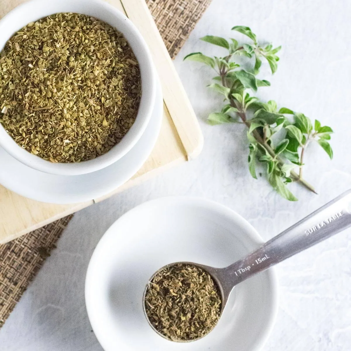 herb moisture test crush