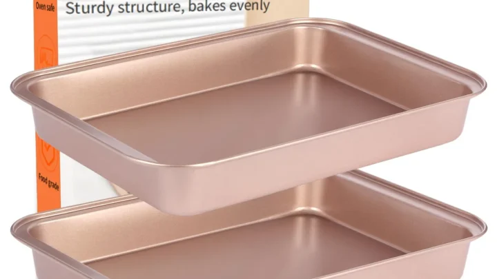 Remove Burnt Sugar Stuck in Nonstick Muffin Pan Corners