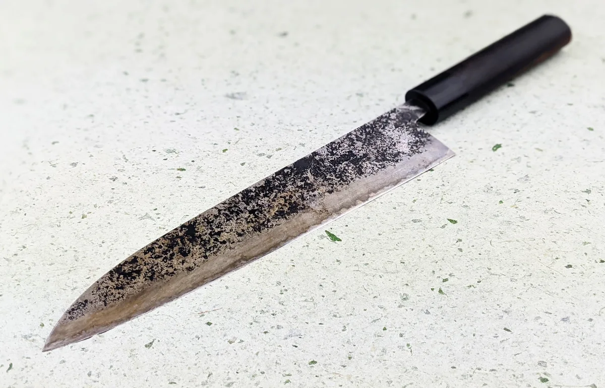 how to clean japanese high carbon chef knife and remove water stains and micro-rust spots on high-carbon edge