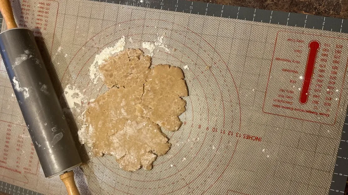 how to fix reusable silicone baking mat silicone mat feeling greasy and oily even after washing with soap