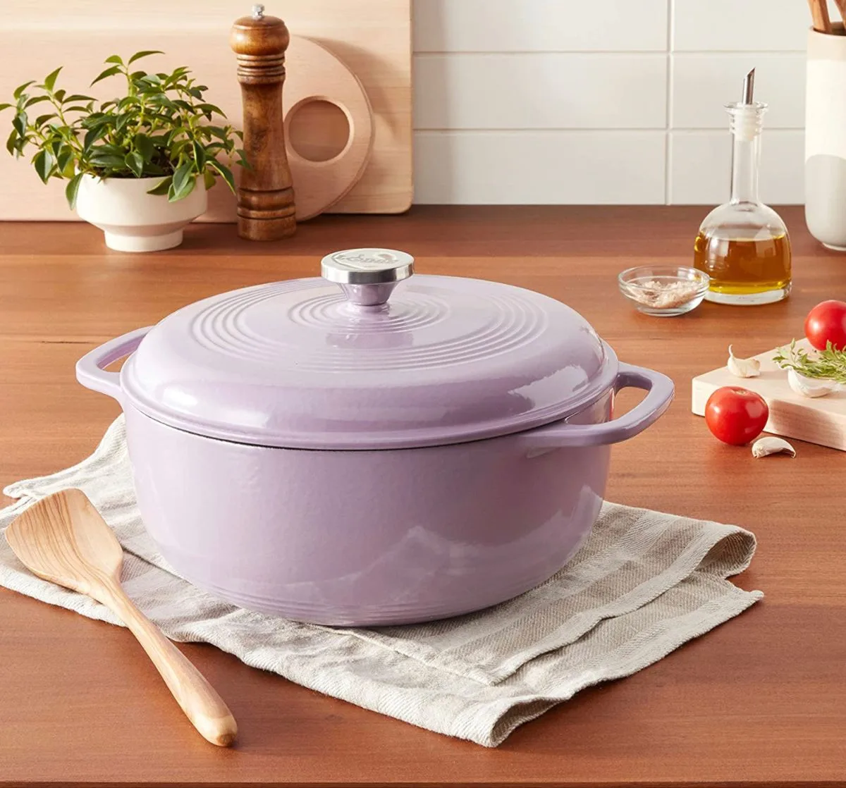 is lodge 6-qt enameled dutch oven enameled cast iron dutch oven worth buying reddit review