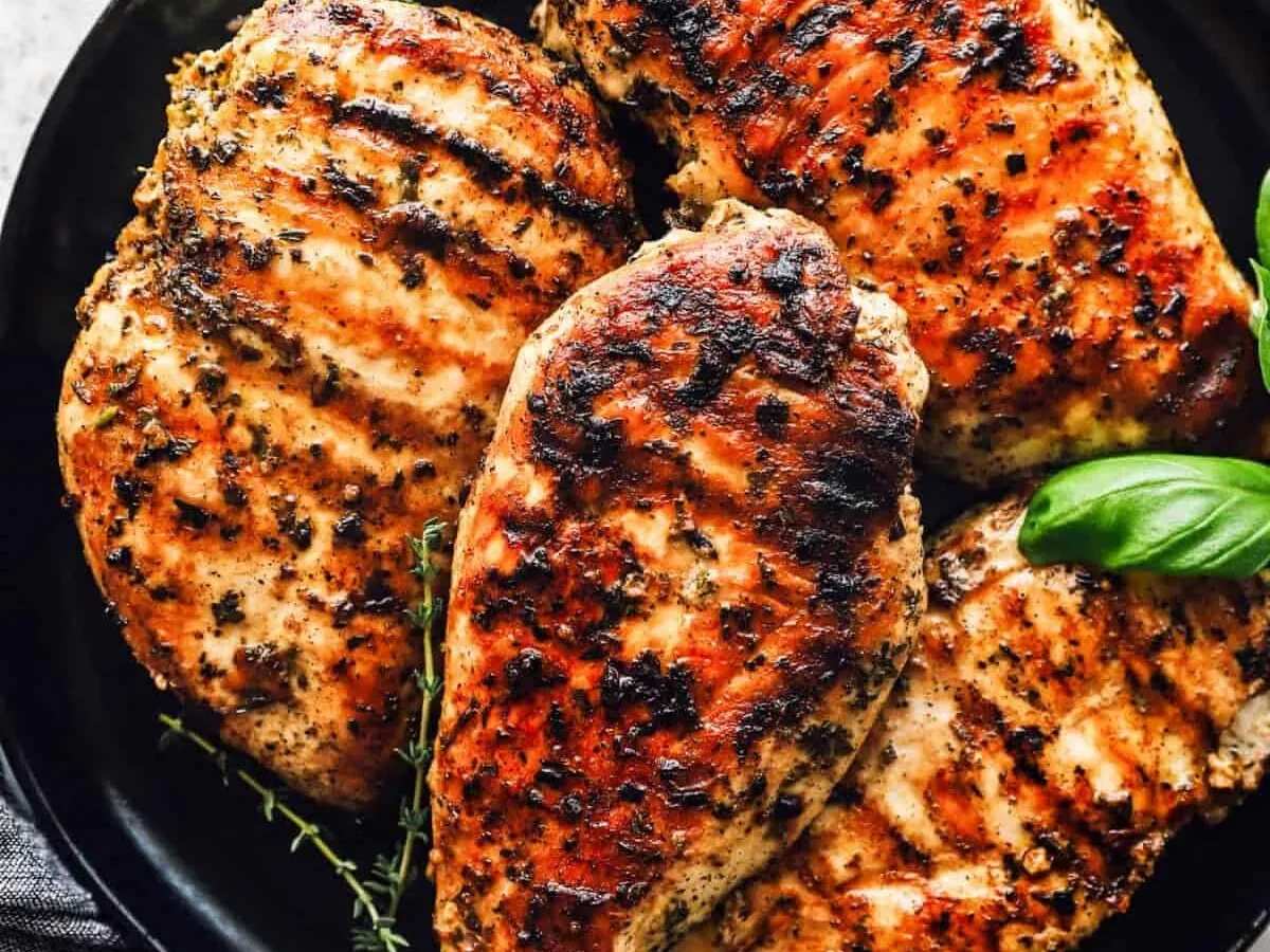juicy grilled chicken breast 165 degrees