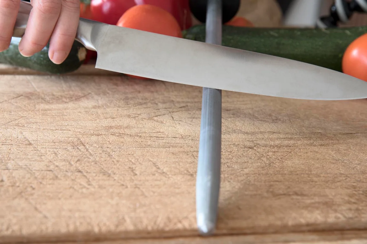 self-sharpening mechanism