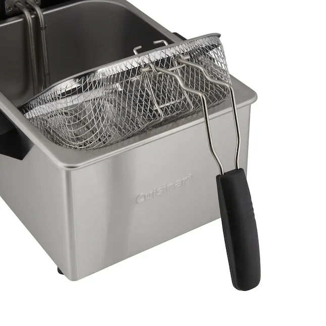 Three independent frying baskets