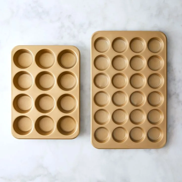 USA Pan vs Nordic Ware